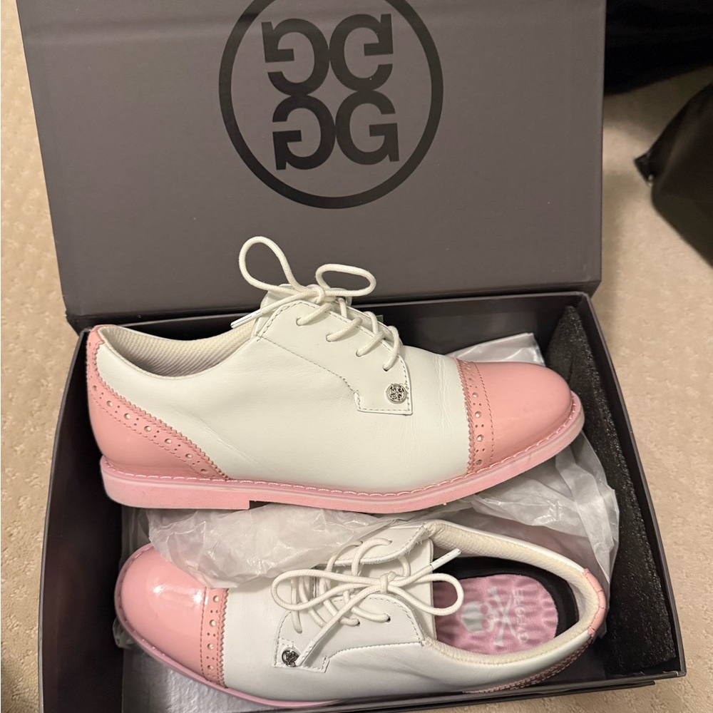 Chic White and Pink Women's Golf Shoes